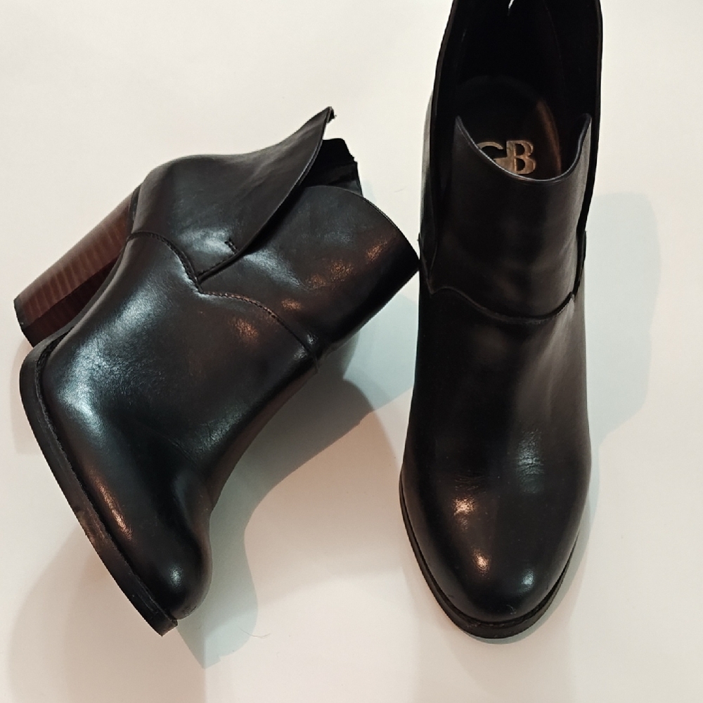 Chic Black Ankle Booties